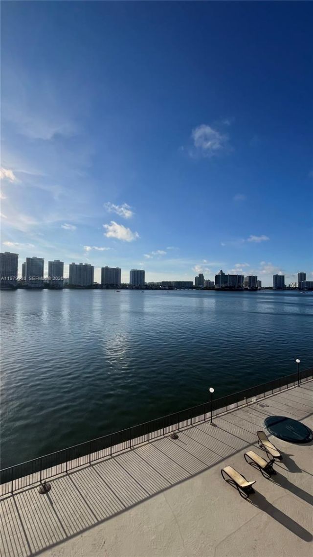 17500 N Bay Rd, Unit S403, Sunny Isles Beach, FL 33160 Photo
