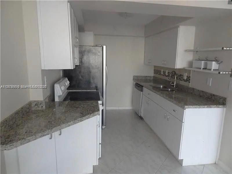 17500 N Bay Rd, Unit S403, Sunny Isles Beach, FL 33160 Photo