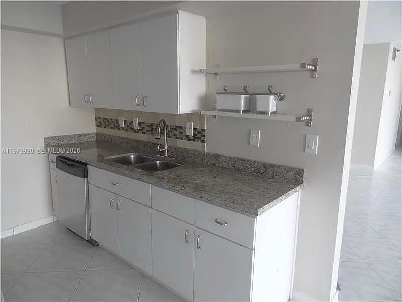 17500 N Bay Rd, Unit S403, Sunny Isles Beach, FL 33160 Photo