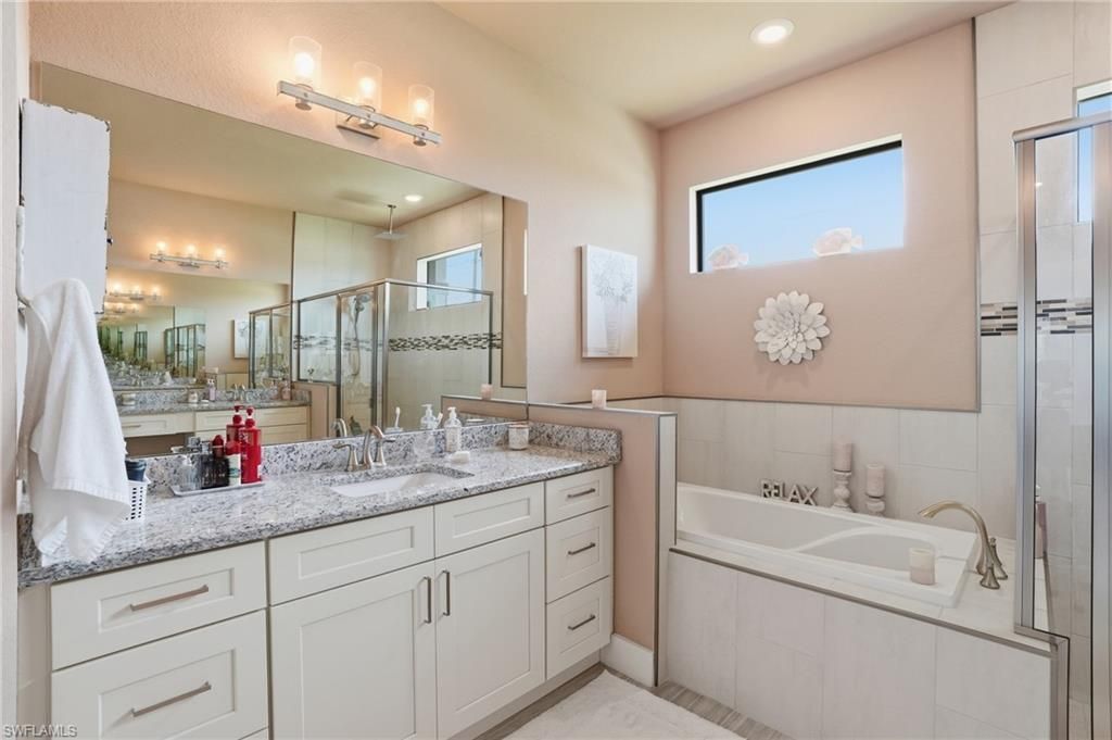 3401 NW 21st St , Cape Coral, FL 33993 Photo