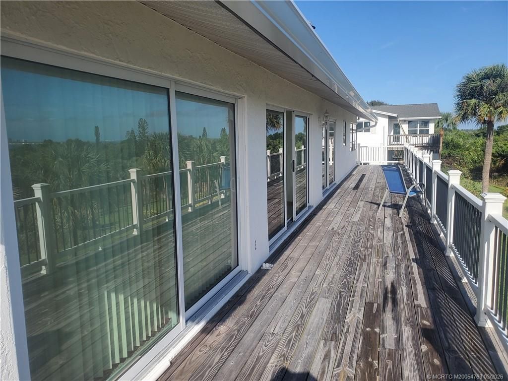 4203 NE Skyline Drive, Jensen Beach, FL 34957 Photo