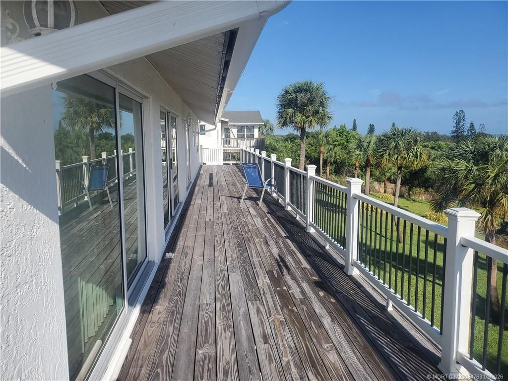 4203 NE Skyline Drive, Jensen Beach, FL 34957 Photo