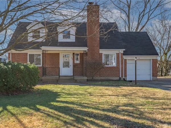 326 N Bromfield Road, Kettering, OH 45429