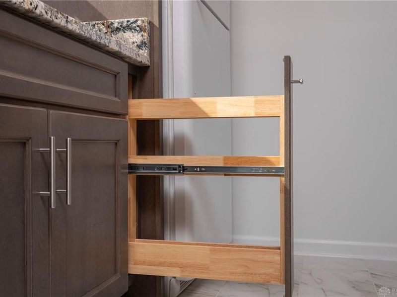 326 N Bromfield Road, Kettering, OH 45429 Photo 12