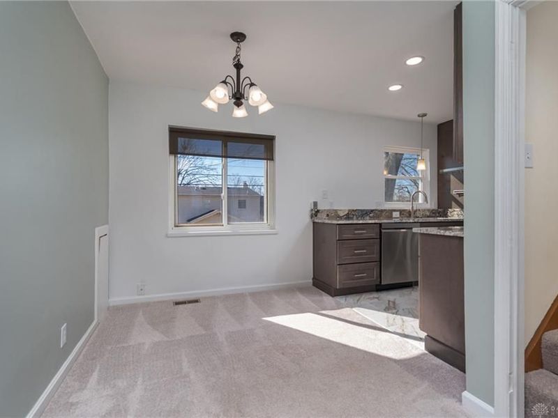 326 N Bromfield Road, Kettering, OH 45429 Photo 7