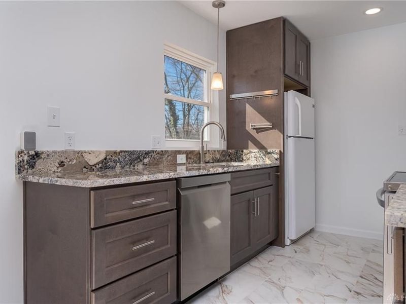 326 N Bromfield Road, Kettering, OH 45429 Photo 8