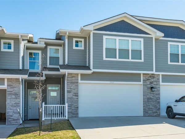 1405 NE Mocking Bird Lane, Grimes, IA 50111