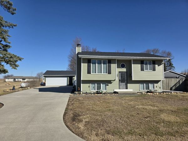917 Streeter Street, Kellogg, IA 50135