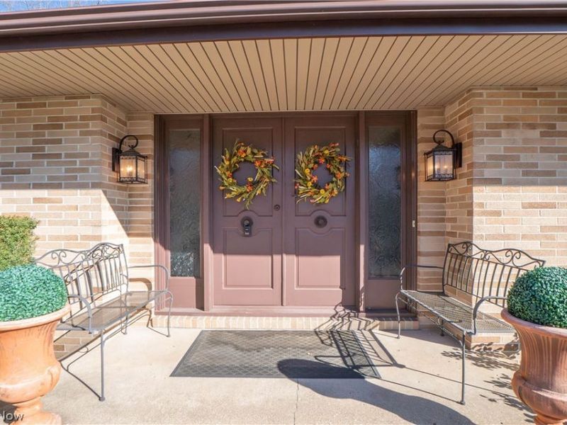 425 Santa Clara Street NW, Canton, OH 44709 Photo 2