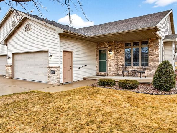 1831 E SYLVAN AVENUE, Appleton, WI 54915