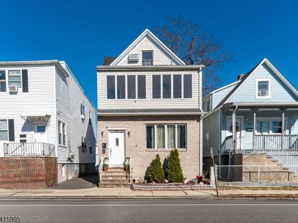 118 Ray St, Garfield, NJ 07026