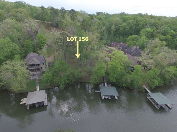 156 PORCH SWING CV, Savannah, TN 38372