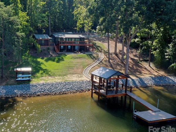 128 Wickford Lane , Mooresville, NC 28117