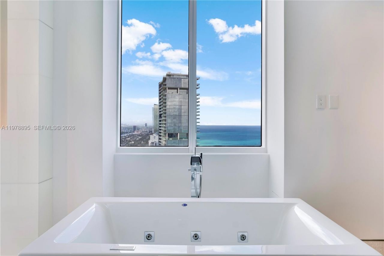 18201 E Collins Ave , Unit TS1, Sunny Isles Beach, FL 33160 Photo