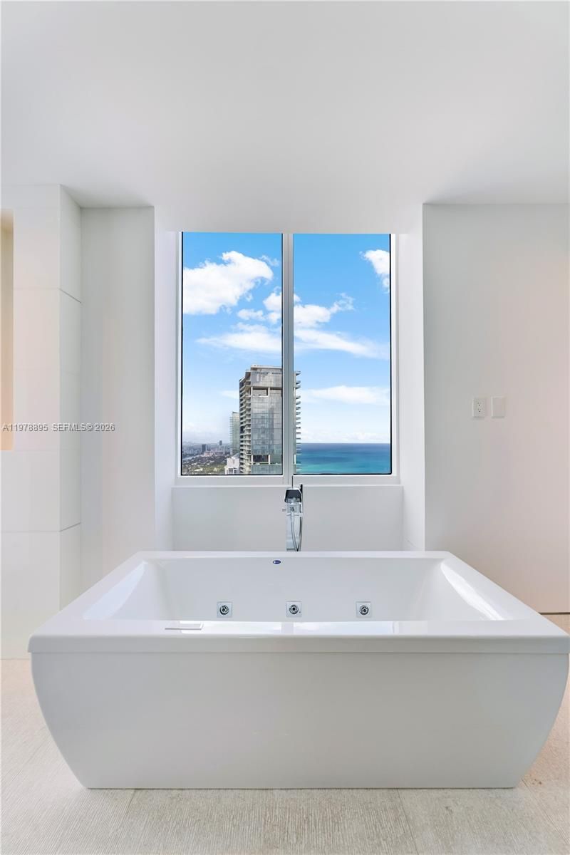 18201 E Collins Ave , Unit TS1, Sunny Isles Beach, FL 33160 Photo