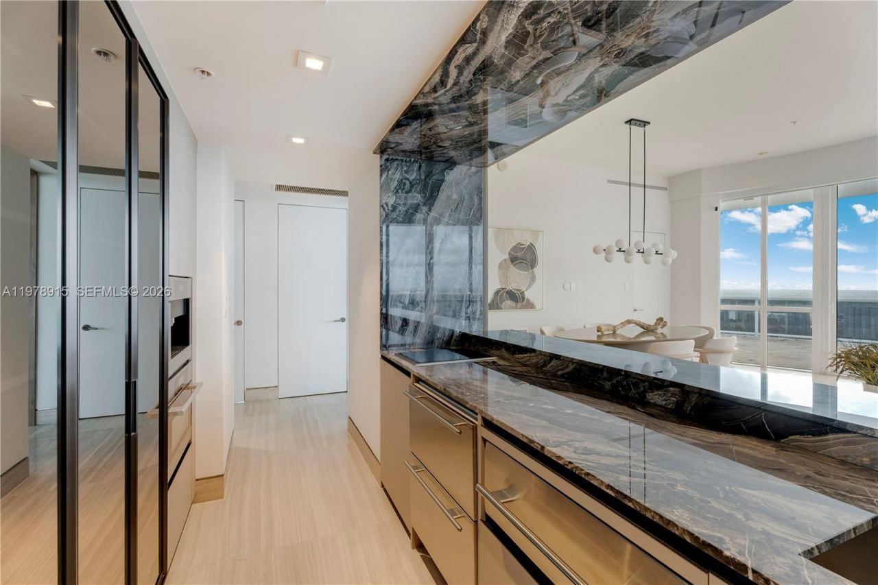 18201 E Collins Ave , Unit TS1, Sunny Isles Beach, FL 33160 Photo