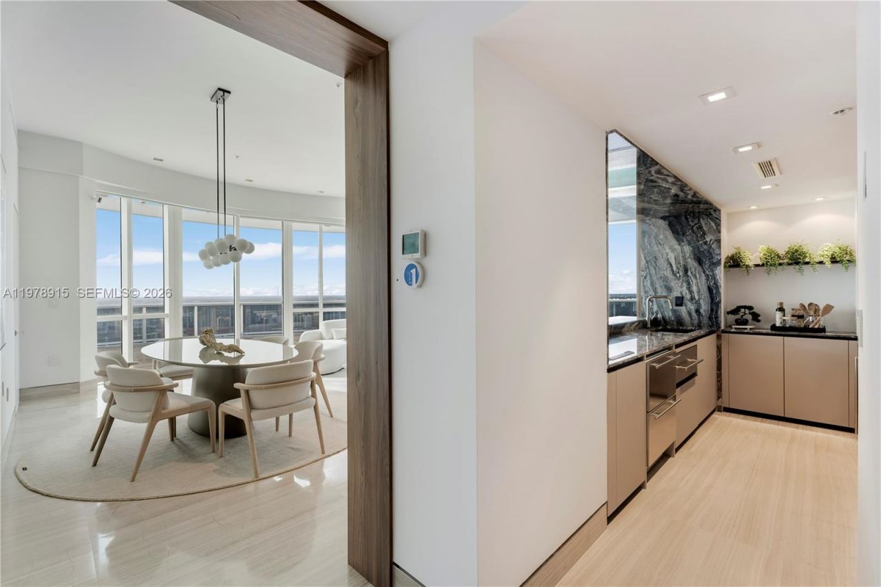 18201 E Collins Ave , Unit TS1, Sunny Isles Beach, FL 33160 Photo