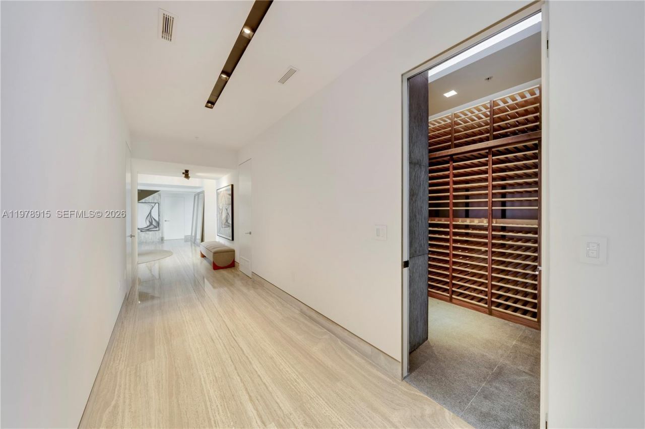 18201 E Collins Ave , Unit TS1, Sunny Isles Beach, FL 33160 Photo