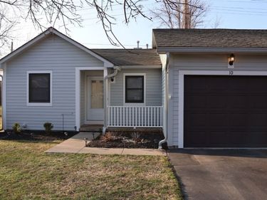 10 Brimley Manor, Rochester, NY 14612