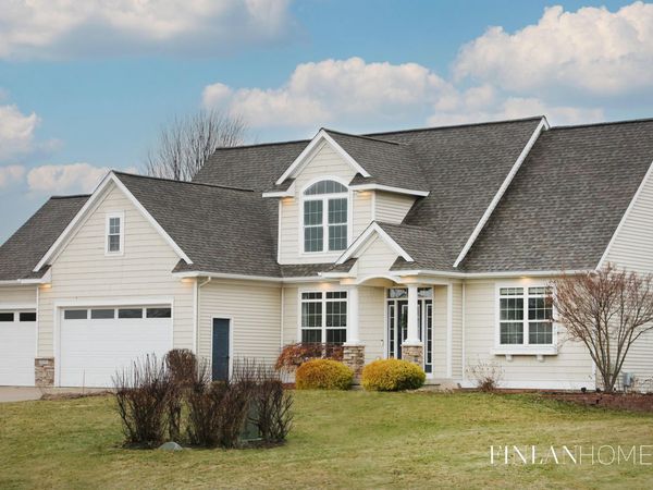 6179 Sheldon Oak Drive, Hudsonville, MI 49426