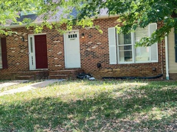 1047 BLUE RIDGE DR, HARRISONBURG, VA 22801