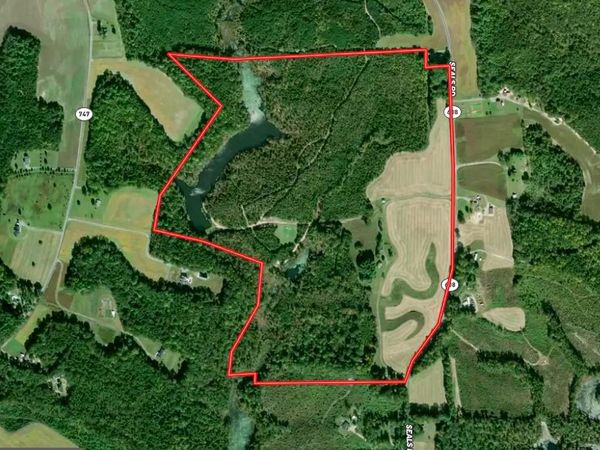 18262 SEALS ROAD , BOWLING GREEN, VA 22427