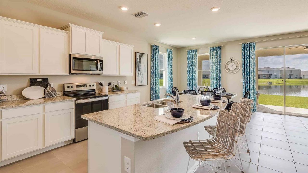 4321 Silver Birch Court, Palmetto, FL 34221 Photo