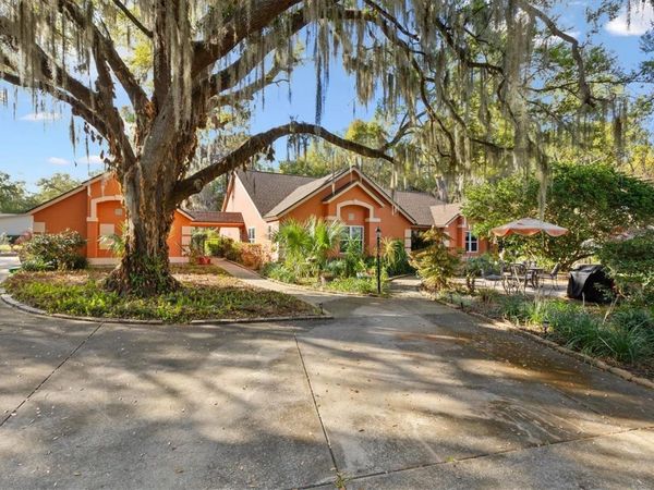 7 HICKORY HEAD HAMMOCK , THE VILLAGES, FL 32159