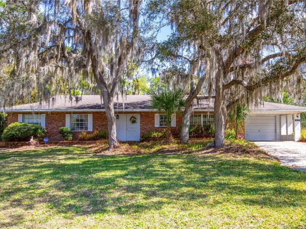 16529 ORANGE AVENUE, UMATILLA, FL 32784