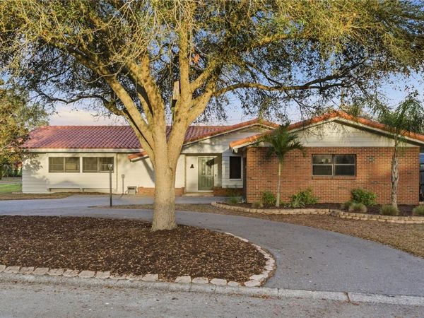 1001 WILLOWBRANCH AVENUE , CLEARWATER, FL 33764