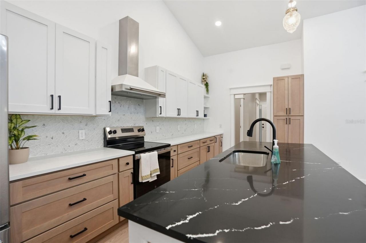 34111 August Avenue, Webster, FL 33597 Photo