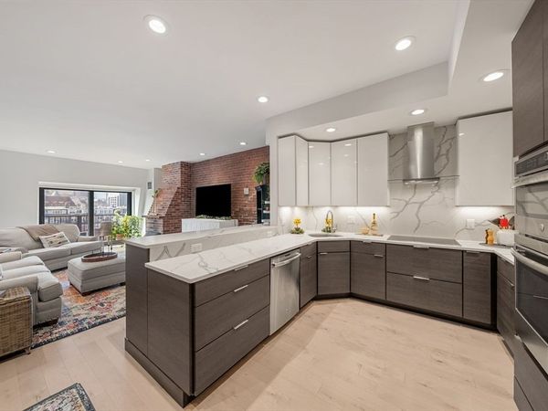 28 Atlantic Avenue, Unit 638, Boston, MA 02110