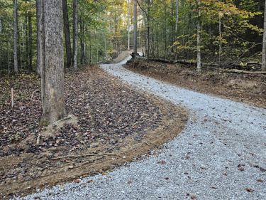 201 High Ridge Road, Campton, KY 41301