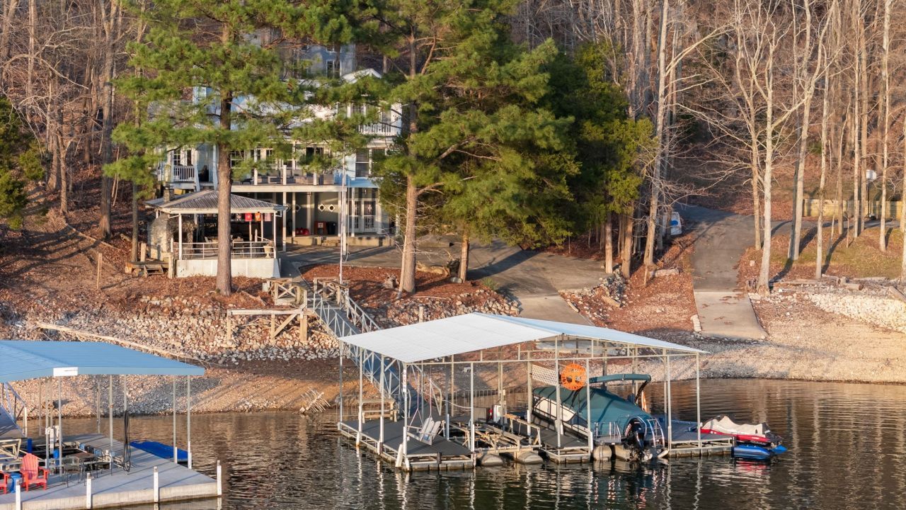 107 Beechnut Dr , Estill Springs, TN 37330 Main Photo