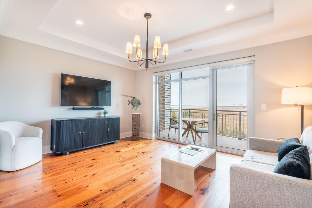 155 Wingo Way Photo 4
