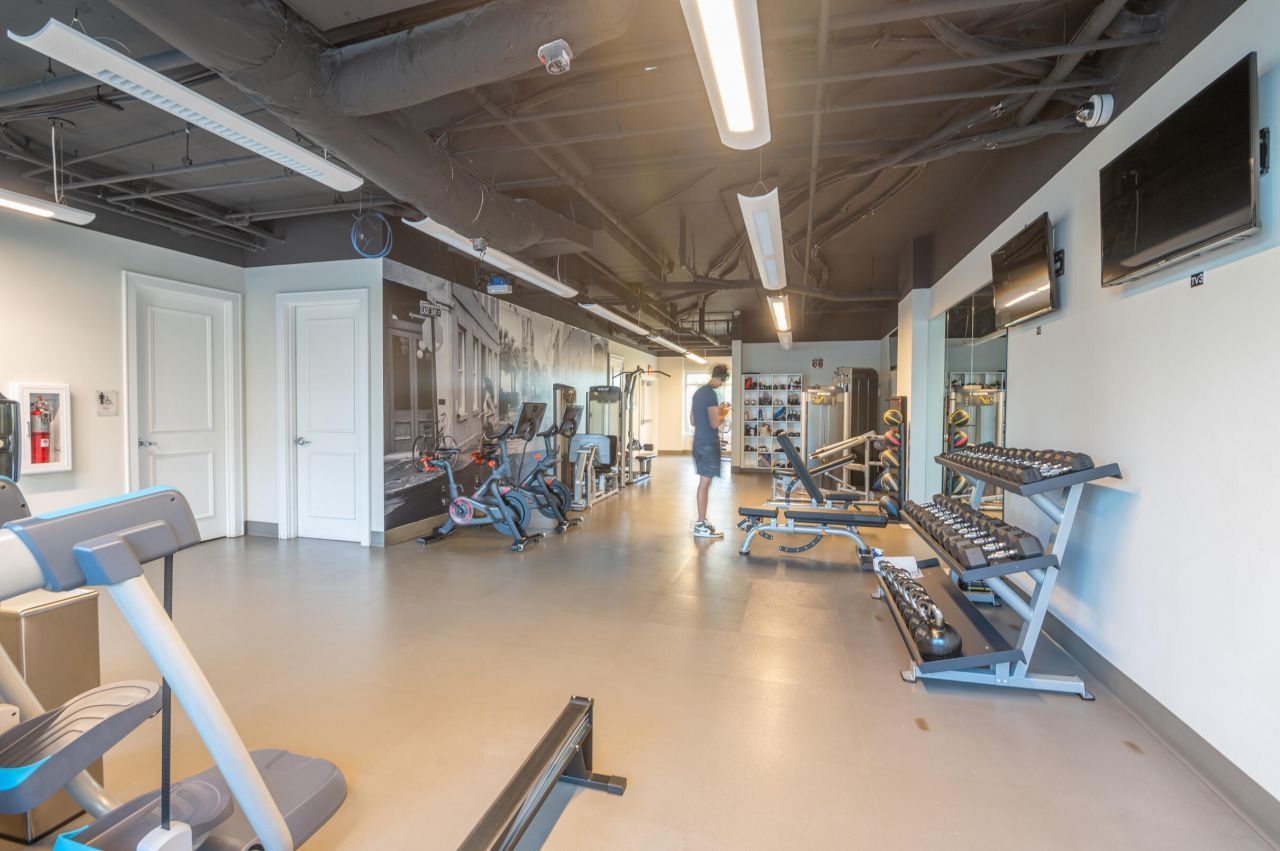 155 Wingo Way Photo 44