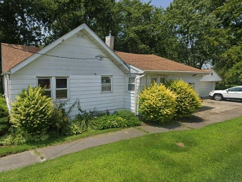 22771 W Toledo Street , Curtice, OH 43412 Photo 2