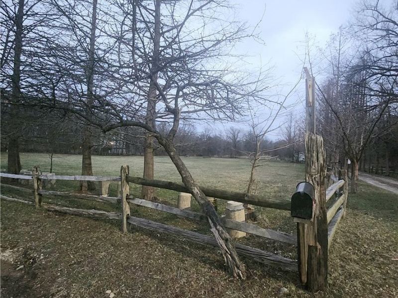 7640 S Eastland Road, Middleburg Heights, OH 44017 Photo 1