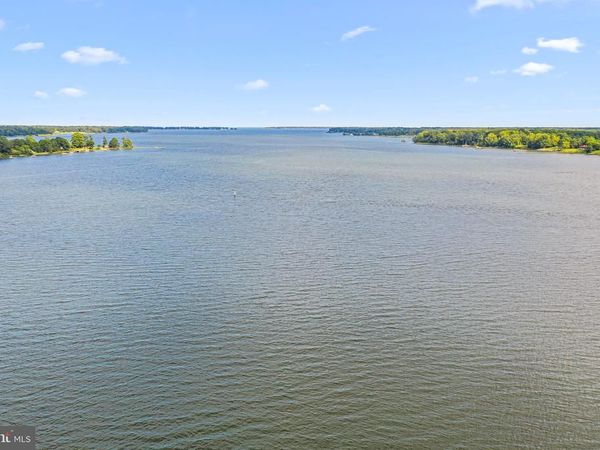 975 WILTON CREEK ROAD , HARTFIELD, VA 23071