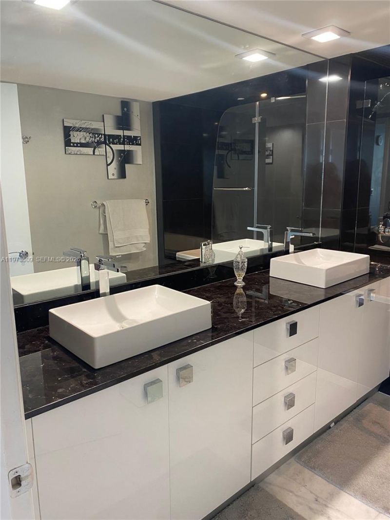 1800 Ocean Dr , Unit 1408, Hallandale Beach, FL 33009 Photo