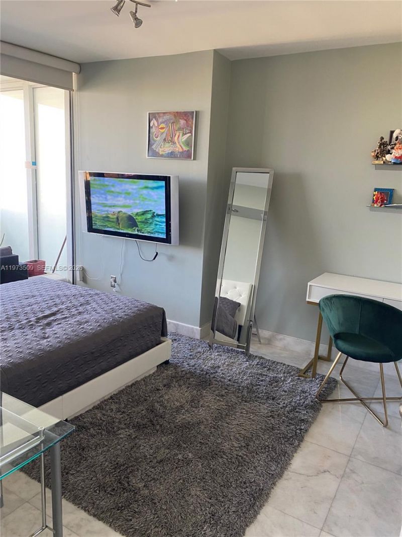 1800 Ocean Dr , Unit 1408, Hallandale Beach, FL 33009 Photo