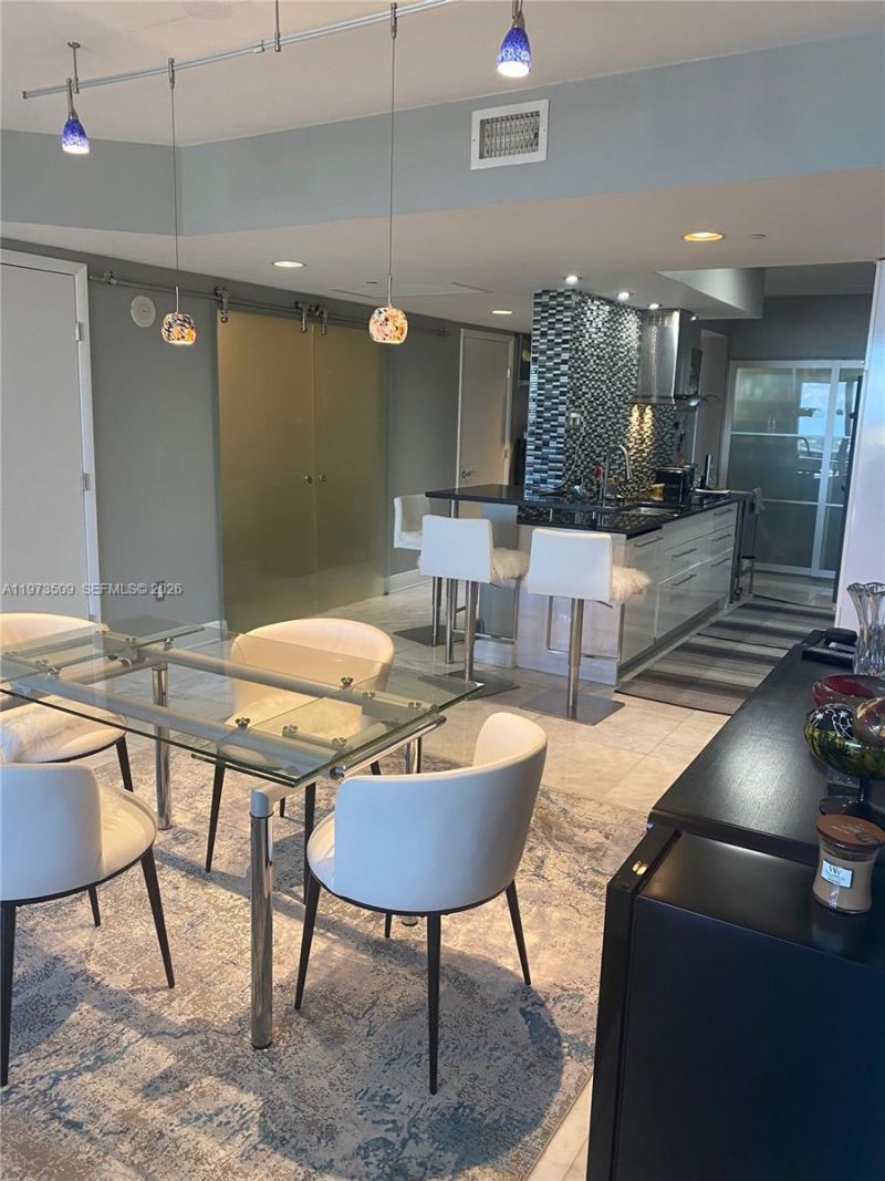 1800 Ocean Dr , Unit 1408, Hallandale Beach, FL 33009 Photo