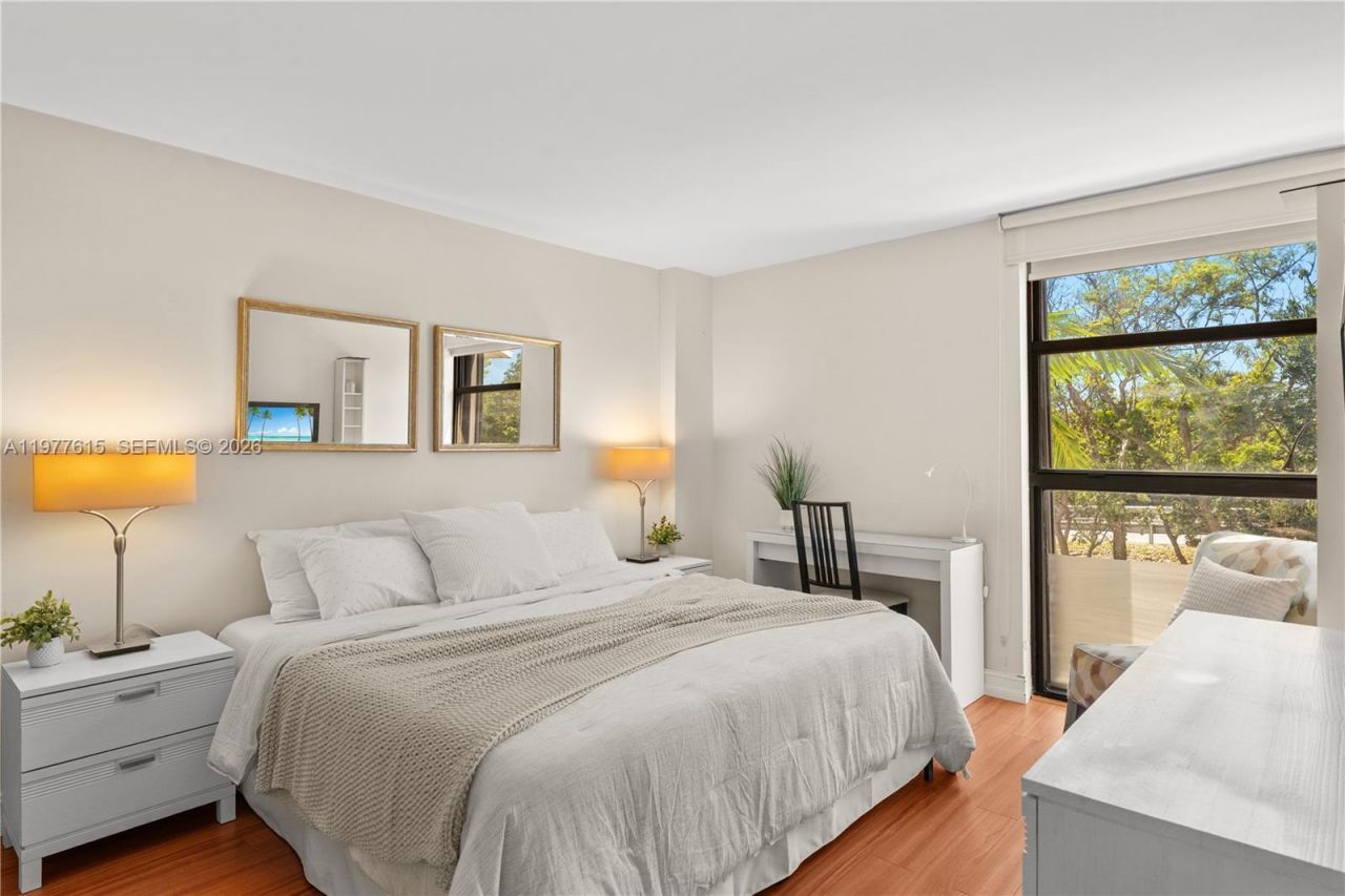 2501 Brickell Ave , Unit 309, Miami, FL 33129 Photo