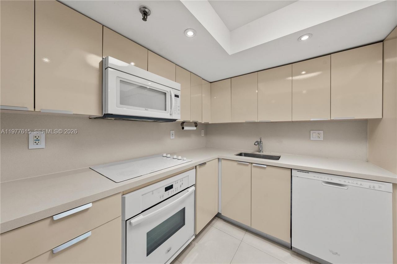 2501 Brickell Ave , Unit 309, Miami, FL 33129 Photo