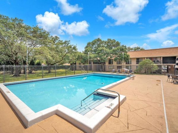 5981 Washington St , Unit 215, Hollywood, FL 33023