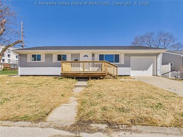 434 Brook Circle, Hurricane, WV 25526