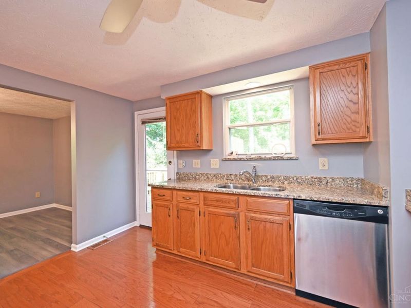 817 Woodlyn Drive S, Cincinnati, OH 45230 Photo 14