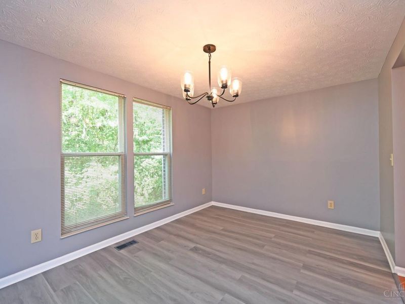 817 Woodlyn Drive S, Cincinnati, OH 45230 Photo 17