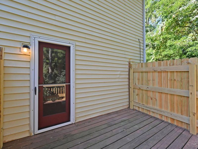 817 Woodlyn Drive S, Cincinnati, OH 45230 Photo 22