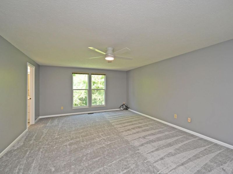 817 Woodlyn Drive S, Cincinnati, OH 45230 Photo 24